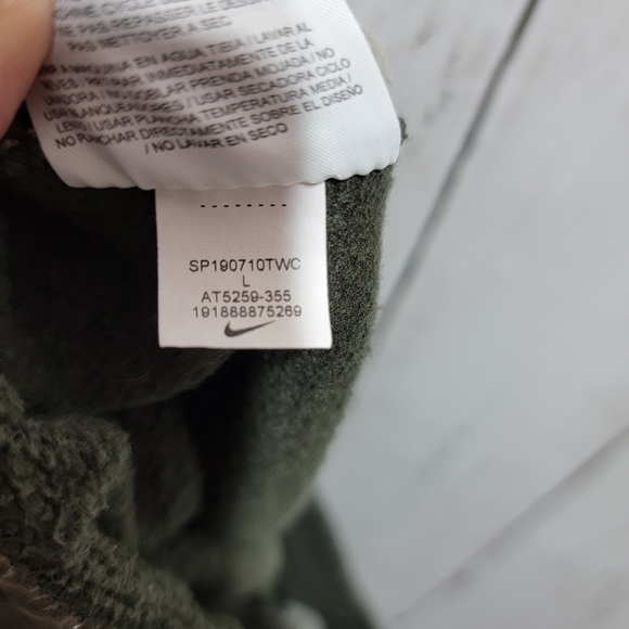 Nike Men's "Nike Air" Sweatpants Two-Tone Green Size Large Style #AT5259-355. - Picture 10 of 10